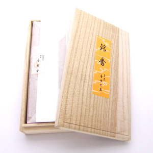 焼香 雲上香 （300g 桐箱入） | 香雲堂オンラインショップ