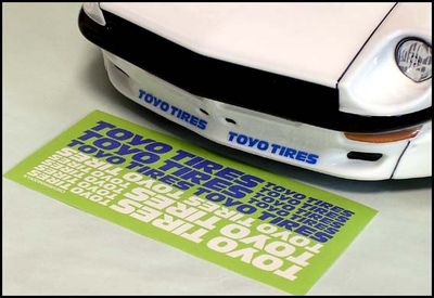 【シェブロンモデルズ】STS027　TOYO TIRES ボディ ステッカー