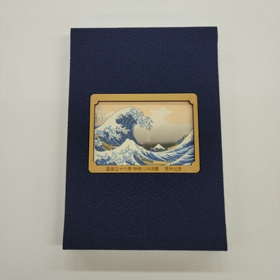 四角い窓の御朱印帳　葛飾北斎「神奈川沖浪裏」（２色）