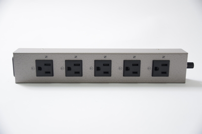 ベルデン BELDEN オーディオ用電源タップ