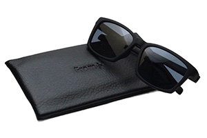 From フロム　サングラス Fr001-1 マットブラック【スクエア系】【偏光サングラス】【裏面ARコート】【偏光度98%】【紫外線カット】【軽量プラスチック】