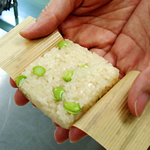 佐徳 だだちゃ豆おこわ 70g×6個 箱入【冷凍便】 | 庄内なんでも屋