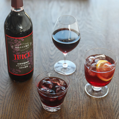 月山ぶどう果汁 720ml（カートン入り） | 庄内なんでも屋