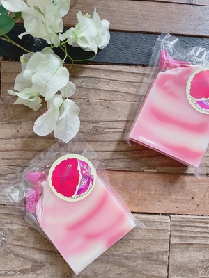 ユートピアファーム限定！ブーゲンビレアの石鹸（ぴんく）