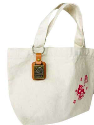 大阪城限定キーホルダー 大阪城レザープレートキーホルダー | 大阪城オンラインショップ