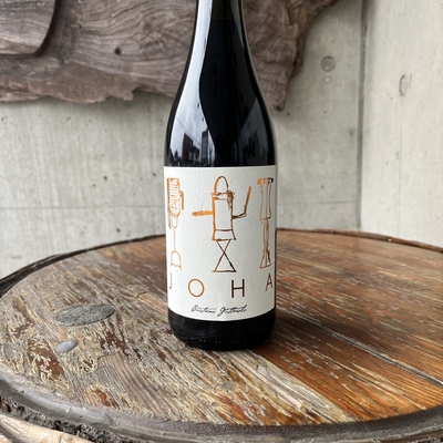 ヨハ 2019 赤　750ml