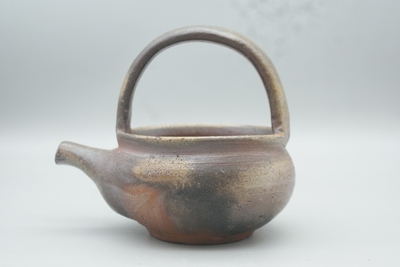 柴岡　信義 作　備前　手付注器