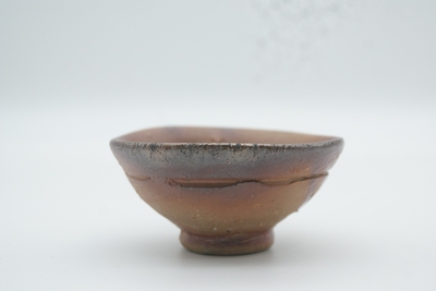 伊勢崎　競 作　備前　ヒダスキ盃