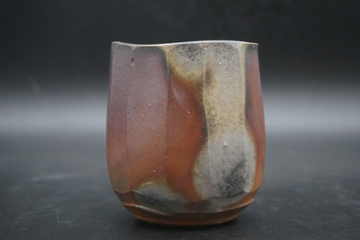 伊勢﨑　競 作　備前　面取焼酎呑