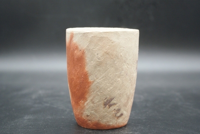 川端　文男 作　備前　自然練込盃（麦酒呑）