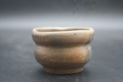 伊勢崎　紳 作　備前　ぐい吞