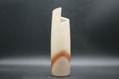 宮尾　昌宏 作　備前　花器