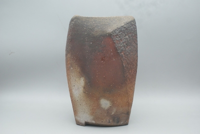 久郷　剛司 作　備前　三方花入