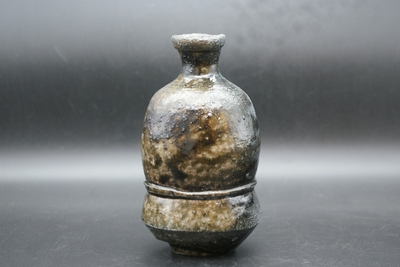 近藤　正彦 作　引黒徳利