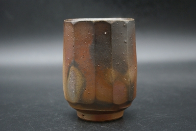 伊勢﨑　競 作　備前　面取湯呑