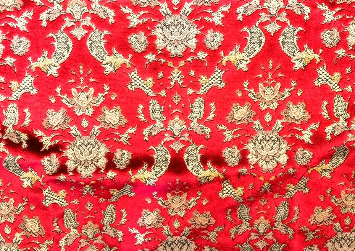 金華山バレンタイン赤 金華山生地のみ 幅1350mm】1m単位 切り売り（バレンタインレッド