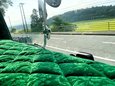 綿２倍盛り！【金華山ダッシュマット】綿入り大キルト加工＆ゴールドリング＆縦柄　フレンジ無し仕様（ローレルグリーン）