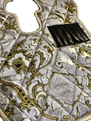 【金華山フロアマット　運転席のみ】ビニール付き綿入りキルト仕様でフカフカ♪（モンブランローズシルバー）