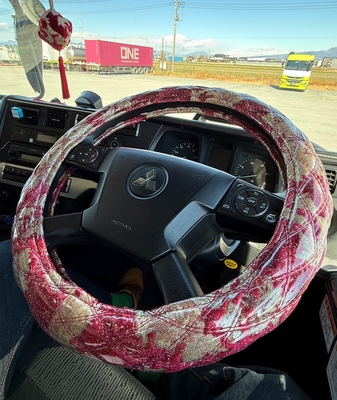 業界初！！【ラメ入りビニール付金華山ダブルステッチハンドルカバー】煌めく輝き♪（オスカーレッド）