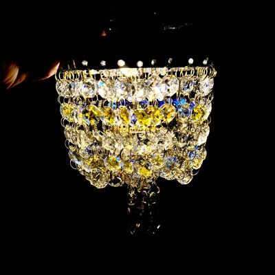 【リンゴ型シャンデリア130&Phi;　レインボービーズ仕様　12/24V共用】軽トラや乗用車の天吊り用にちょうどいいサイズ♪（電球色）