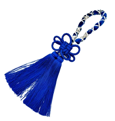 絆オリジナル【金華山組紐ミラータッセル　シルバー紐ver】ゴージャスな菊結びタッセルをベースにシルバー紐で金華山を結んだ豪華絢爛なオリジナルタッセル！（モンブランブルー）