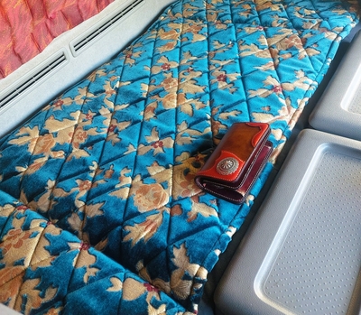 キルトベッドマット（全車種共通60×220cm仕様） | トラックショップ絆