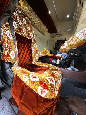 安価で良質！絆の金華山内装｜トラックショップ絆 | トラックショップ絆