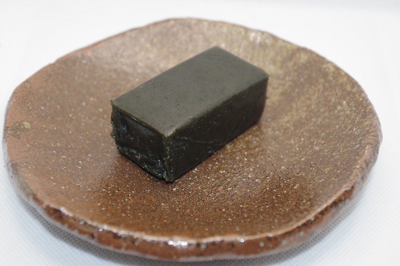 蒸しよもぎ餅 | 薩摩蒸氣屋