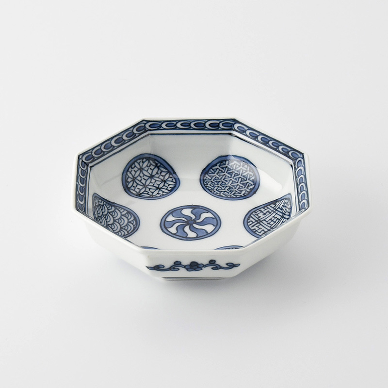 食器　三河内焼　平戸松山　八角皿　大1枚小5枚　小鉢　小皿　大鉢 楽天市場】【ふるさと納税】【三川内焼】平戸松山窯 創作唐子八角5寸皿