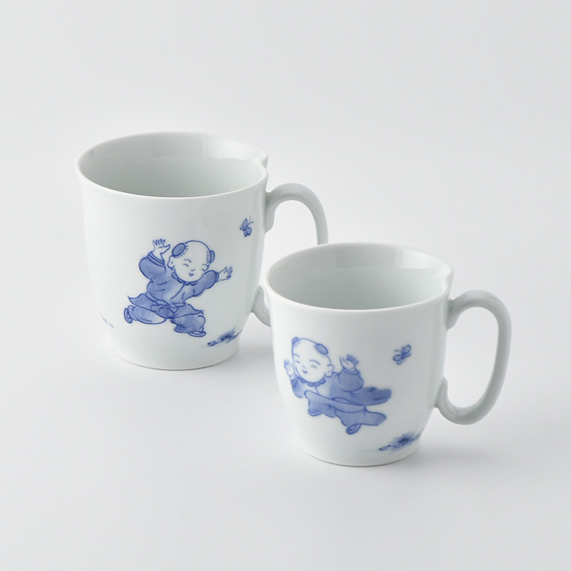 1976 三川内焼　玉泉作　唐子絵マグカップ　未使用 宝珠窯】絵変わり唐子絵 マグカップ 大・小セット | 三川内焼