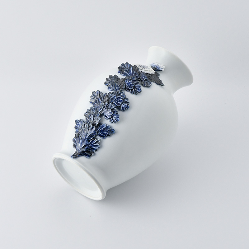 古平戸 菊透かし 四方 筆筒(RC898) 古平戸 菊透かし 四方 筆筒(RC898) - メルカリ