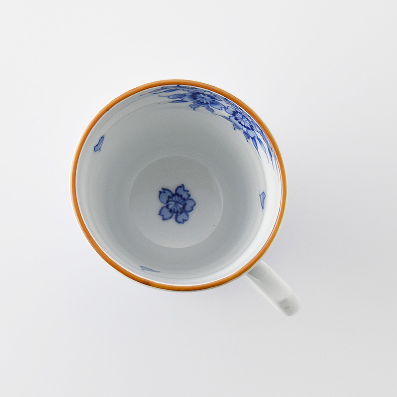 陶房義窯】染付唐子絵手造りマグカップ | 三川内焼オンライン・ショップ