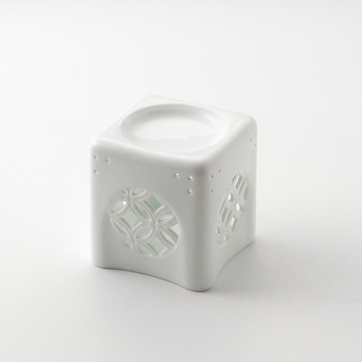 【悦山窯】七宝透かし彫り茶香炉（15代平戸悦山嗣今村ひとみ作）