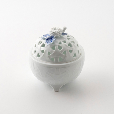 【悦山窯】菊置きこまつなぎ香炉（14代平戸悦山今村均作）