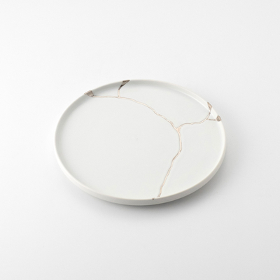 【嘉祥窯】［悠シリーズ］白マット金継 18cmプレート