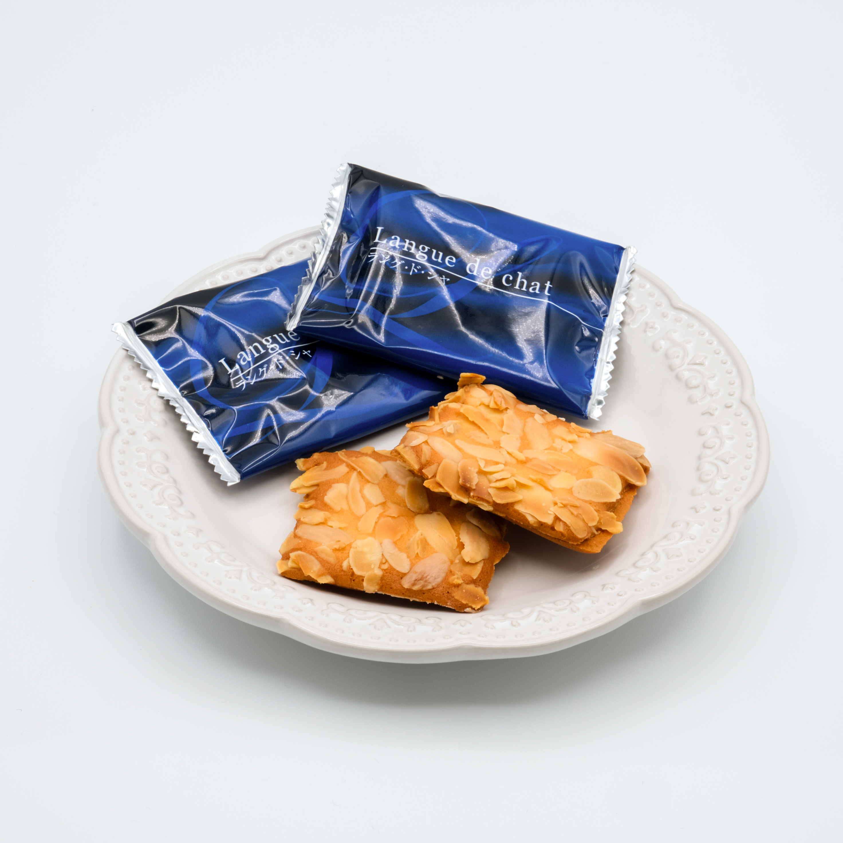 お皿に乗ったラングドシャの写真