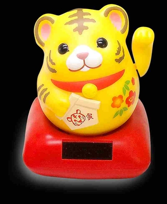 ソーラー幸せ招き戌（白）イヌ | 動物雑貨オンリーショップ