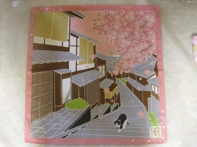 猫の季節の小風呂敷（桜小道）　ネコ 併