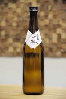 信濃錦　一瓢プレミアム　純米大辛口　720ml（要冷蔵クール便）