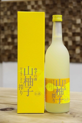 司牡丹　山柚子搾り　箱入り　720ml