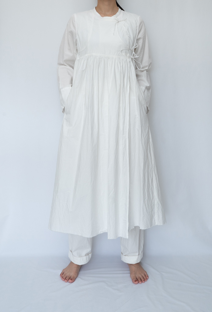 ハレルヤ　日本製　ヴィクトリア朝の少女服　ラミー100%ワンピース 受注停止※商品入れ替えの為】ラバリワンピース「WH」cotton 100