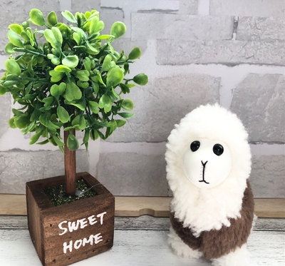 天然羊革ファーのアルパカチャーム　