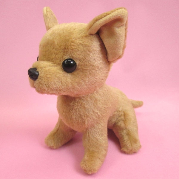 ベージュの犬のぬいぐるみ チワワ ベージュ ぬいぐるみ イヌ 動物 癒し系 ふかふか 可愛い