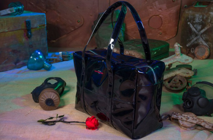 ⭐︎こはく⭐︎　ヴィクトリア　ヌビバッグ ビニールハンドバッグ ビニールバッグ パトリスカタンザロ