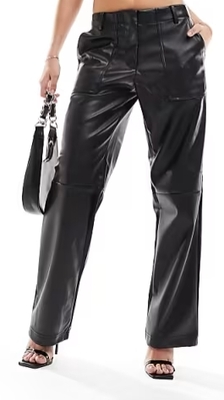 ストレートパンツ　フェイクレザーパンツ　合皮パンツ　黒　メンズ　ルーズフィット　ストレッチ　ヴィジュアル系　ビジュアル系　Ｖ系　モード系　パンク　ロック　インポート　ＰＵレザー