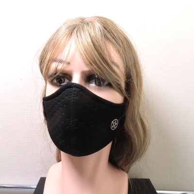 メタルポイント装飾　Ｖ系　黒マスク　カラスマスク　ファッションマスク　かっこいいマスク　インポート　洗えるマスク　ユニセックス　ヴィジュアル系　ビジュアル系　モード系　ゴシック　パンク　ロック
