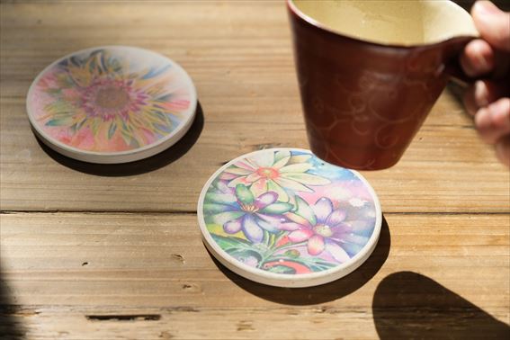 Message~菊の花~」白雲石吸水コースター円形 | YUKAOhara