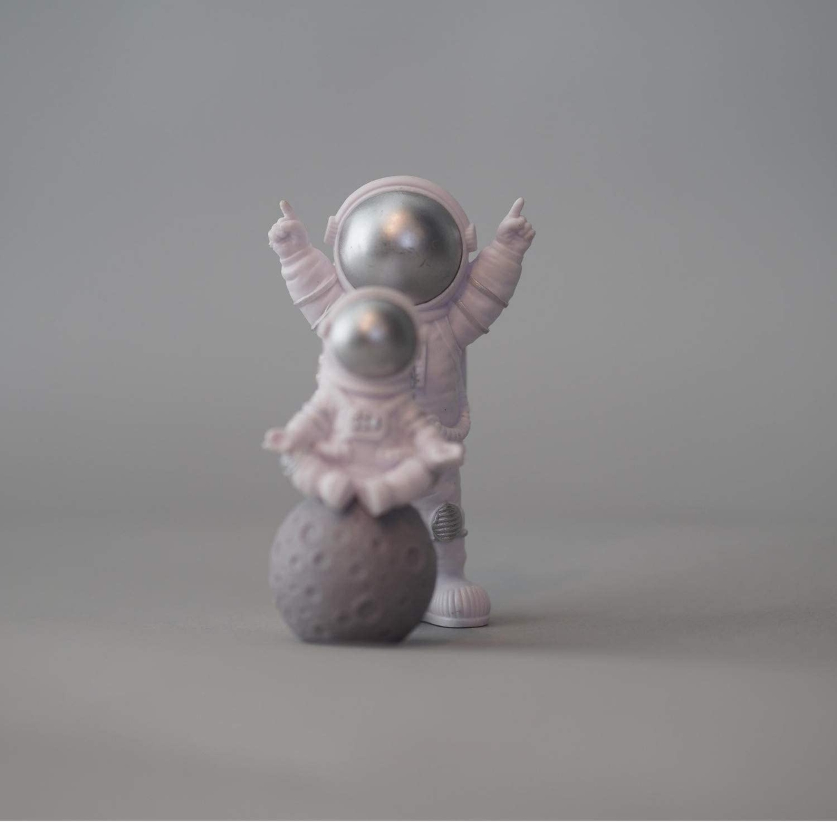 置き物 雑貨 宇宙飛行士 かわいい フィギュア クリスマス オブジェ オフィス 部屋 カフェ おしゃれ 部屋飾り 子供 プレゼント ギフト おもちゃ 小物 撮影 三体セット デパートメントストアｕｋ