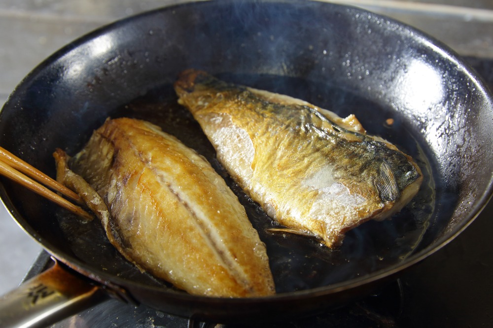 仙台 石巻デリバリー 絶品うま味 鯖のみりん干し 2枚入 海遊ショップオンライン