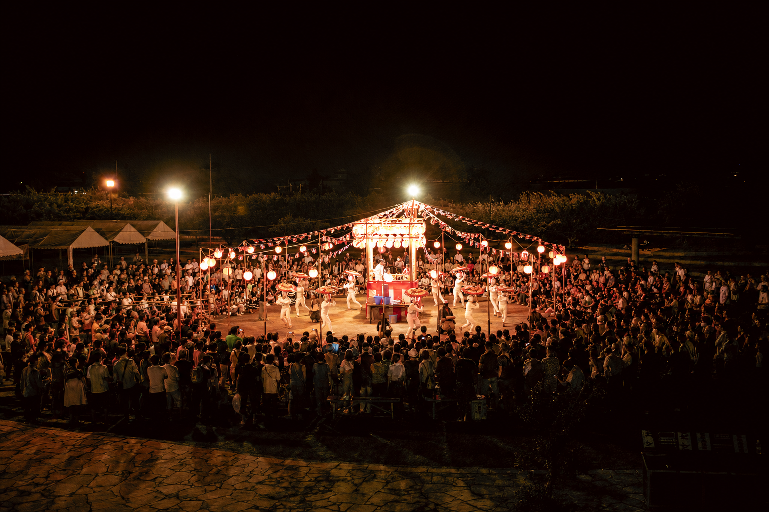 姫島の盆踊りとキツネ踊り